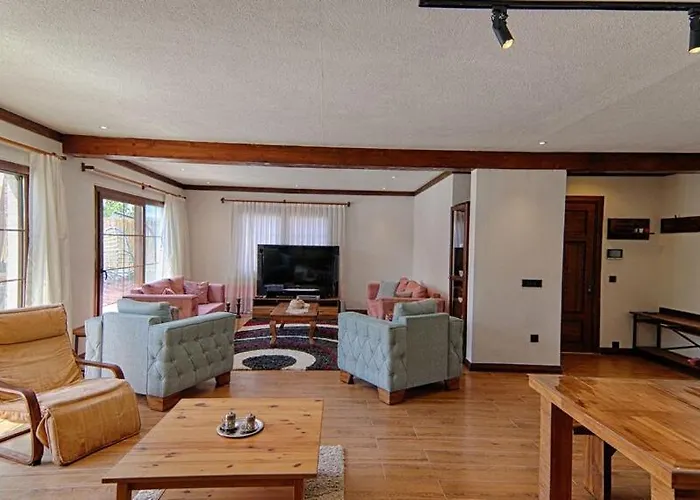 Villa De Bueyuek Havuzlu, Jakuzili Muestakil Fethiye